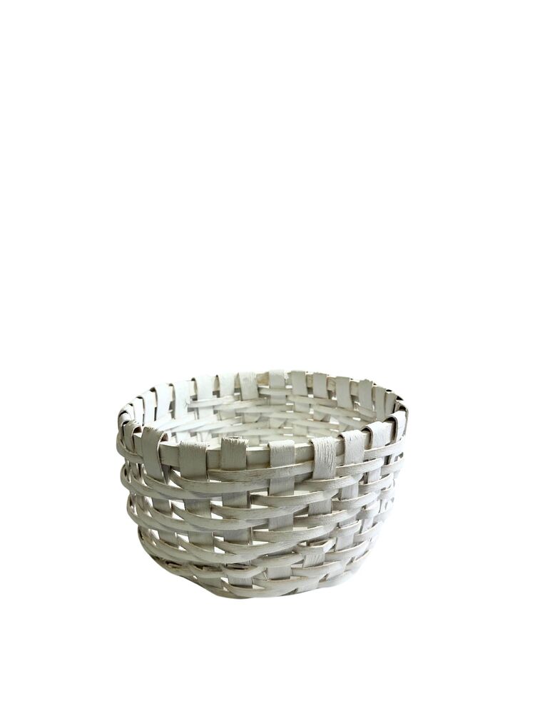 8 inch white round basket no handle